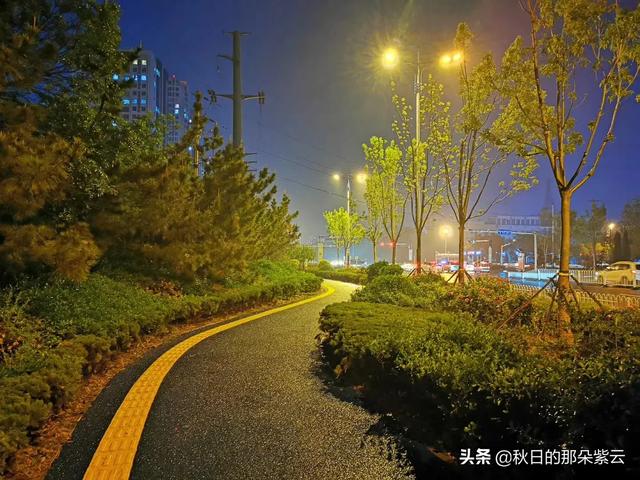 傅莹父亲:71岁的我闲不住不愿加入老人队伍闲聊，还在打工，这样做对吗？