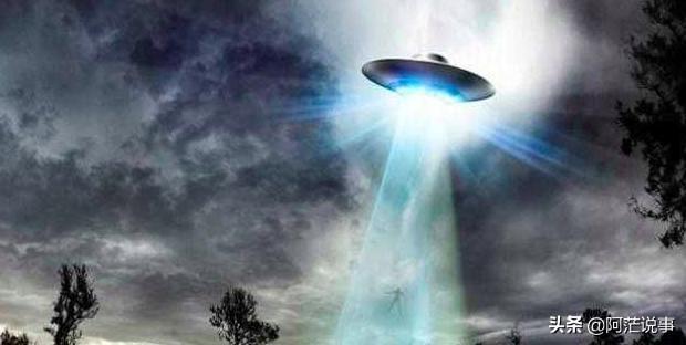无法解释的ufo事件，美军首次正式公布UFO视频，外星人是否早已潜伏在我们身边了