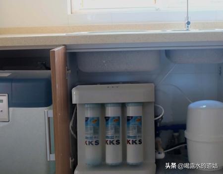 净水器安装方法:家用净水器详细安装及使用的方法？