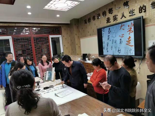 张小雨人艺体艺术:你希望孩子走艺术生吗为何