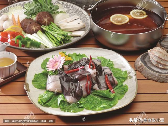 藏獒成火锅食材:海鲜火锅应该买哪些食材？ 藏獒肉涮火锅