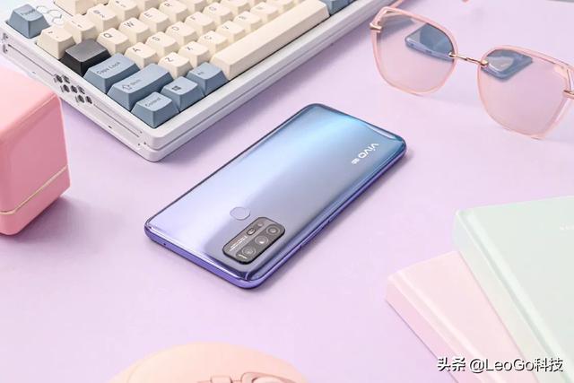尊龙z6电竞:vivoZ6作为Z系列首款5G手机，带来哪些黑科技？