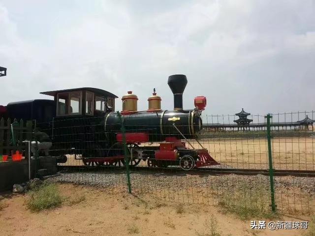 骆驼在撒哈拉沙漠雪中漫步:有没有什么超虐的短篇故事，分享一下可以吗？