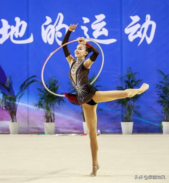 周楚楚个人资料:《超新星全运会》中的张豆豆教练是什么来头为什么看上去年龄很小