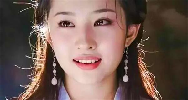 金庸老婆:金庸小说中至少几百个女人，如果让你选三个当老婆，你都会选谁