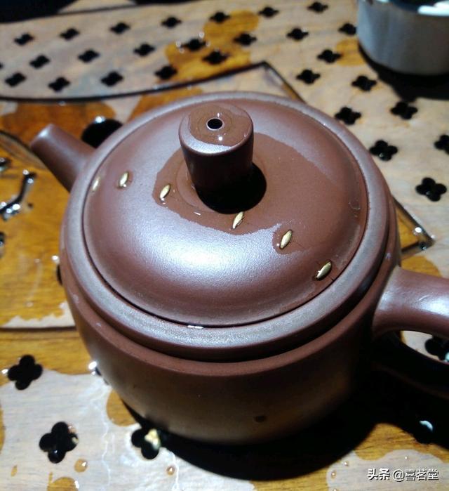 喝茶养人养心养生,你个人觉得所谓的茶文化到底是什么？