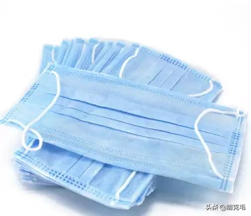 戴着口罩,还能闻到路边厕所的臭味,是口罩不合格吗？