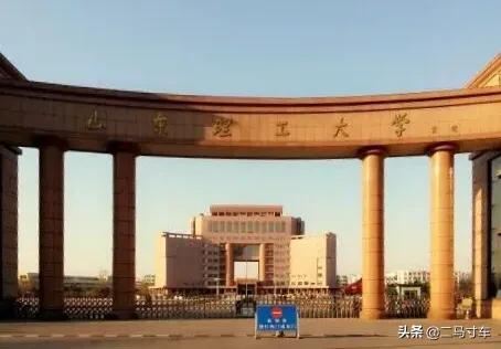 被顶替上大学陈春秀再次发声求助:被顶替上大学陈春秀再次发声 你认为被顶替大学农家女可以索赔吗？