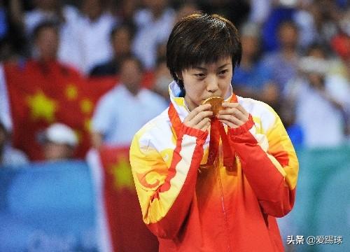 乒乓球乔红老公是谁:历史上乒乓球单打最强的男女运动员分别是谁？