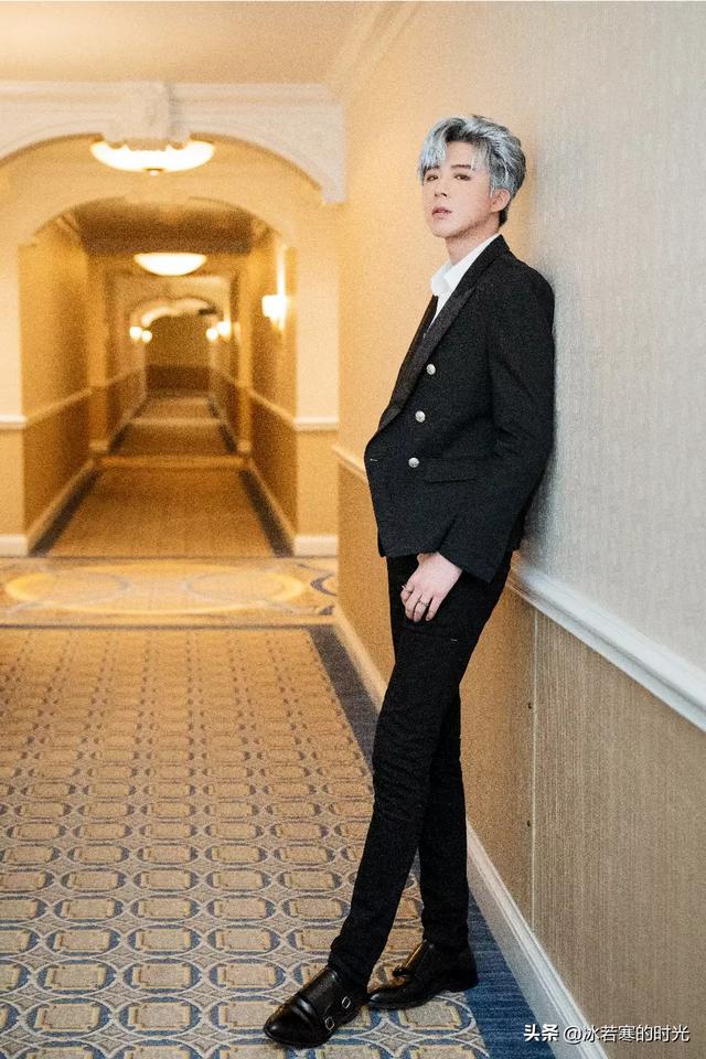 头条问答 - 娱乐圈里身高超过185cm的男明星都有谁?