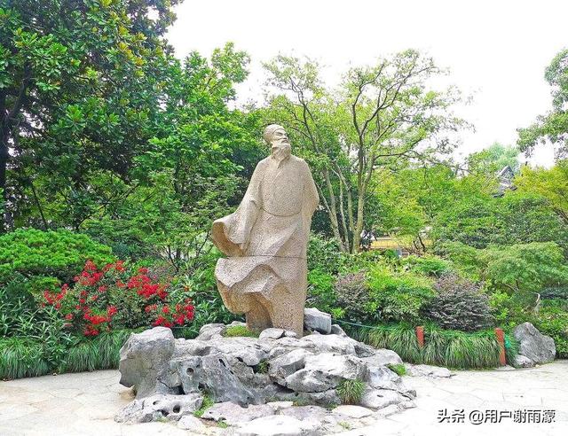 从《定风波》能看出苏东坡是一个怎样的人？