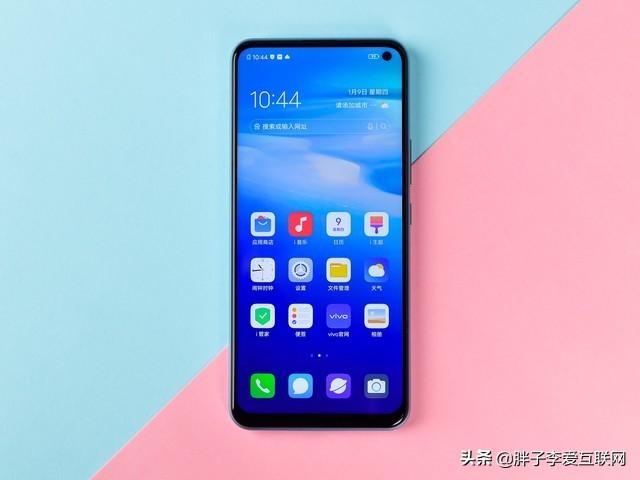 尊龙z6官网安卓版:vivo Z6的续航表现是不是同价位手机中最强的？你怎么看？