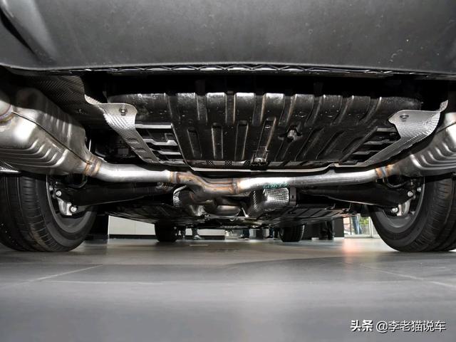 北京奔驰e300,2020款北京奔驰E300值得买吗？