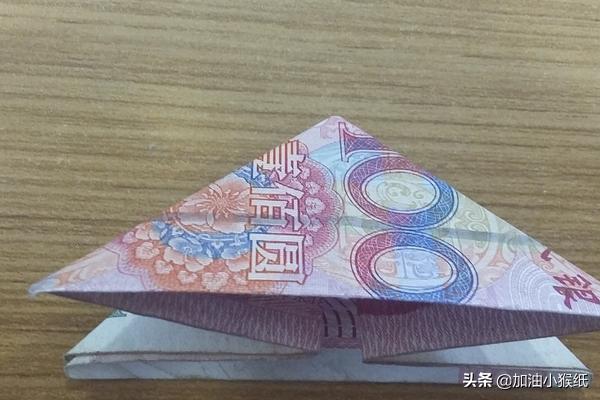 折玫瑰,如何用百元大钞折玫瑰花？