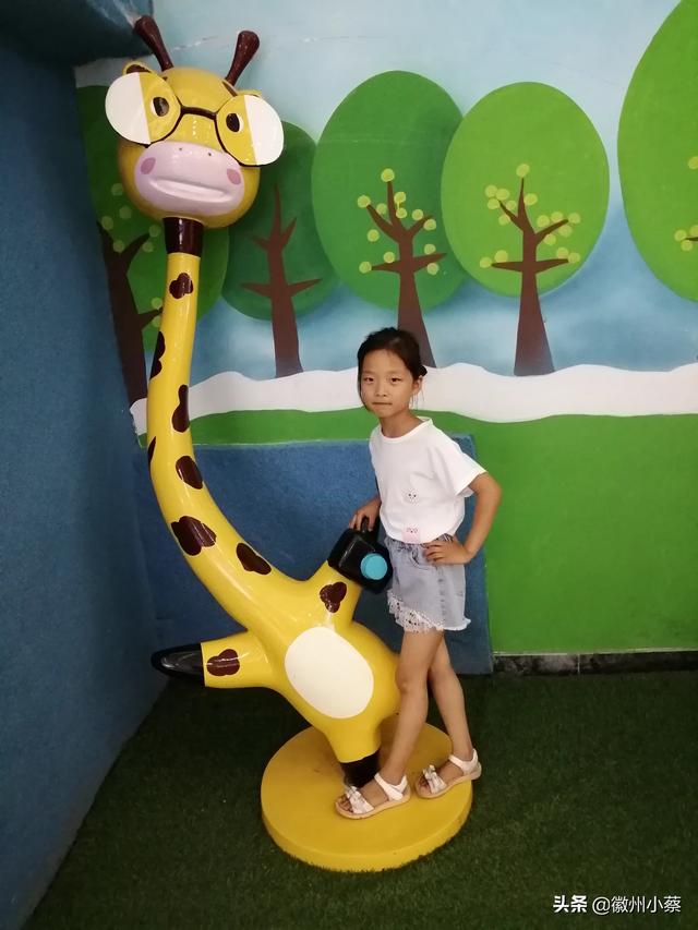 朋友们,别人想买一个货车跑货拉拉,能挣到钱嘛？求赐教？