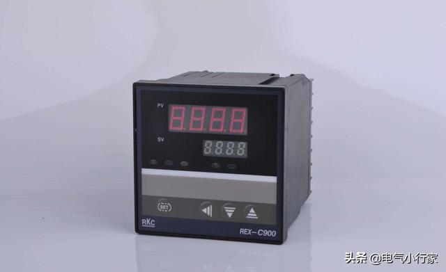 养鸡厂风机自动温度控制器:温控器温度达到时冷风机不吹什么原因？