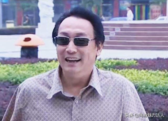 杨光的夏天生活:《杨光的快乐生活》中的黄大发黄总，你觉得人品怎么样？