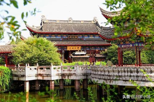 一个祖坟管几代人,祖坟是指哪一代先人的坟墓？