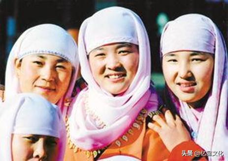 外蒙古什么时候独立的,蒙古国都是蒙古族人吗，为什么？