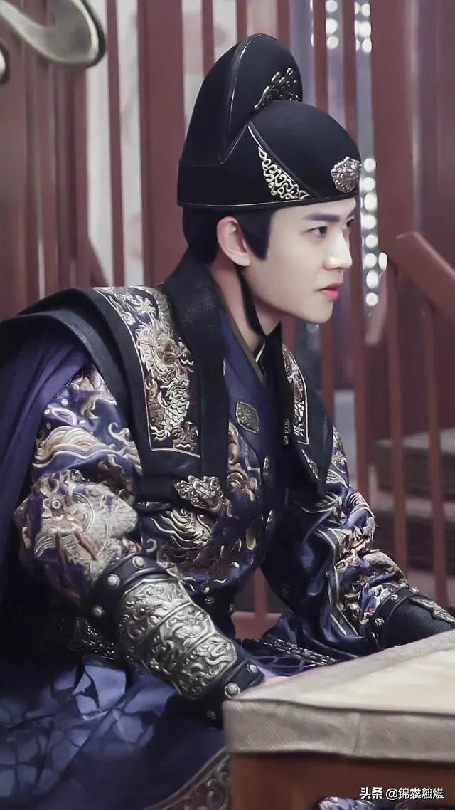 头条问答 簪中录 的男主李舒白和 锦衣之下 的男主陆绎的异同点有哪些 哪个男主在你心目中符合白月光男主人设 7个回答