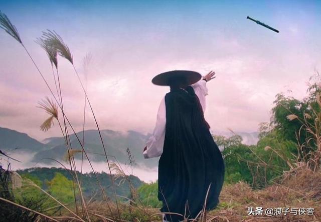 玄铁重剑:玄铁重剑状态下的杨过碰上独孤九剑大成的令狐冲，你认为谁能赢？