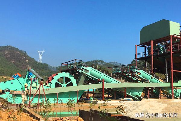 不愁销路的小型加工厂:在农村开服装加工厂行吗，我想做自产自销？