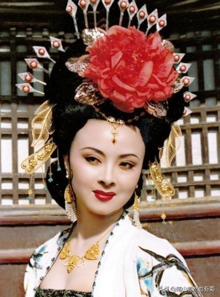 杨贵妃怎么死的:马嵬坡事件中，杨玉环真的死了吗？