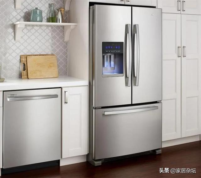 西门子冰箱和海尔冰箱哪个好一些，海尔冰箱与西门子冰箱哪个更好