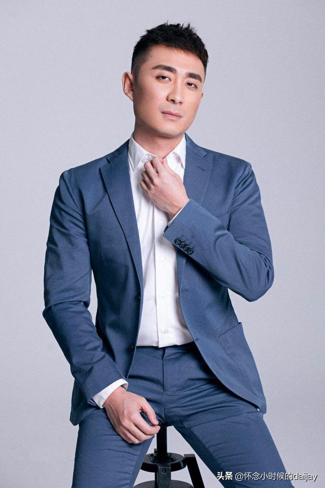 犬俊介君的微博:侯耀文最好的徒弟是郭德纲吗？ 萌犬俊介君是什么品种