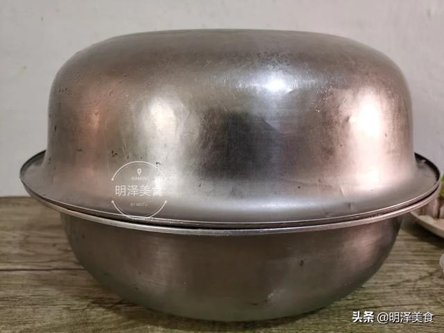 农村里时常会用母鸡孵鸭蛋和鹅蛋，怎样提高其孵化率呢