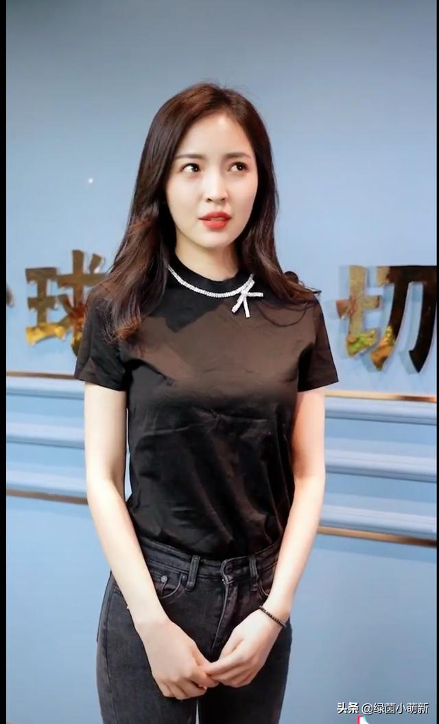 王佳瑶:美女台球裁判王钟瑶为何会爆红网络呢？