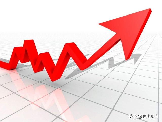 手上有一万块钱。如何做到每天盈利200呢？