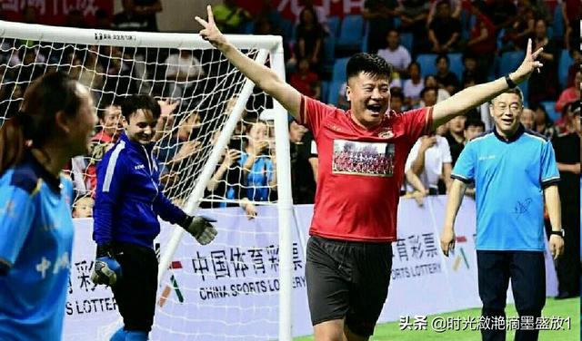 李斯羽身高:国足历史第一射手李金羽去哪儿了？近况如何？