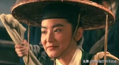 马克布鲁姆:英雄系列的电影有吗，能否推荐几部看看？