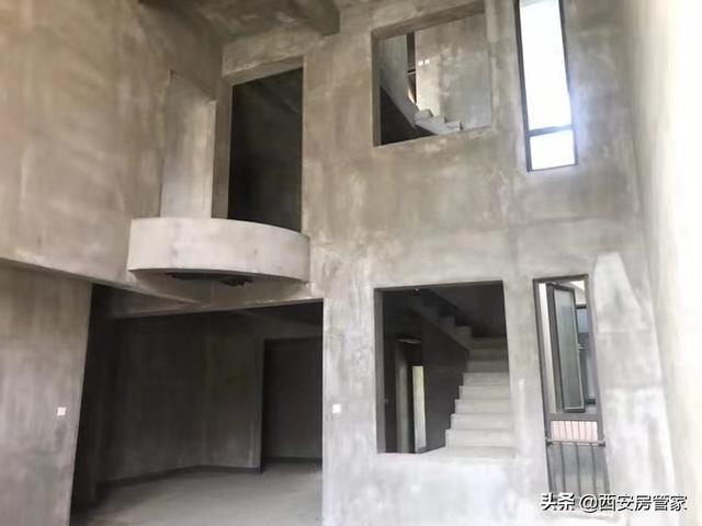 买房子最后一排好吗,买一楼送负一楼，值得买吗？