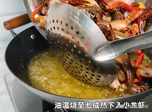 饭店大厨教你正确做油焖大虾，小龙虾的制作步骤是怎样的
