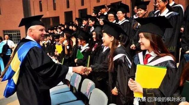你所听过的最令你感到吃惊的杀人犯有多变态？