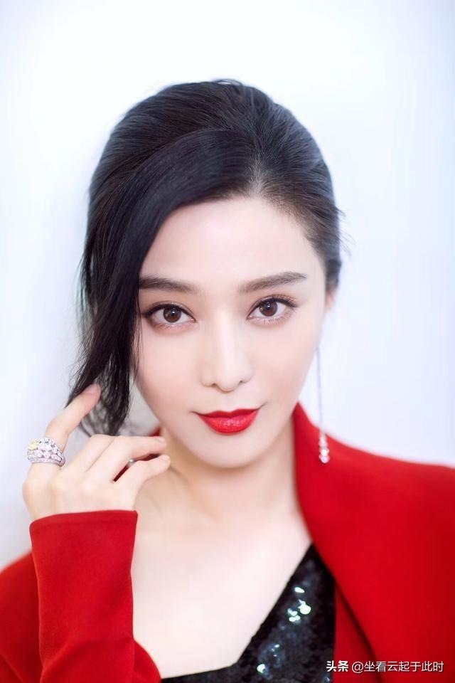 影后胡蝶:民国影后胡蝶，为何能够成为电影皇后？她和阮玲玉相比如何呢？