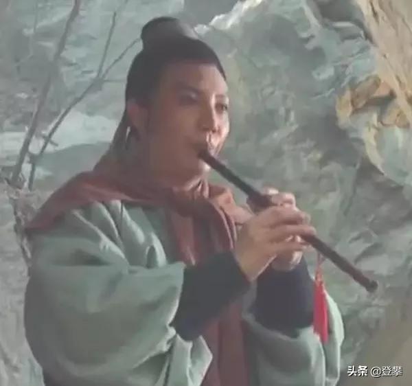 燕小乙:在《水浒传》中，你认为燕青是不是喜欢李师师呢