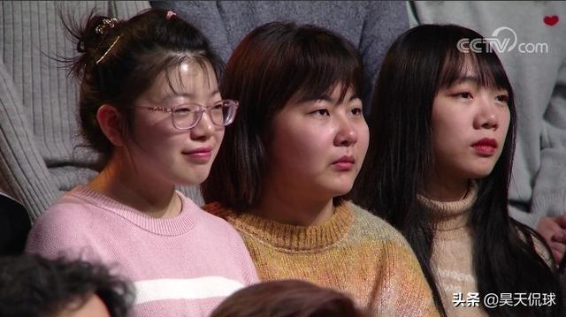 女排精神是什么:精辟！朱婷在央视《开讲了》节目中，是怎么解释当代女排精神的？