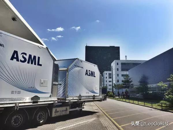 日本电影贝鲁娜的尾巴:贝鲁娜的尾巴深度解析 有了自媒体后，歌星、电视电影明星会成为过去时吗？
