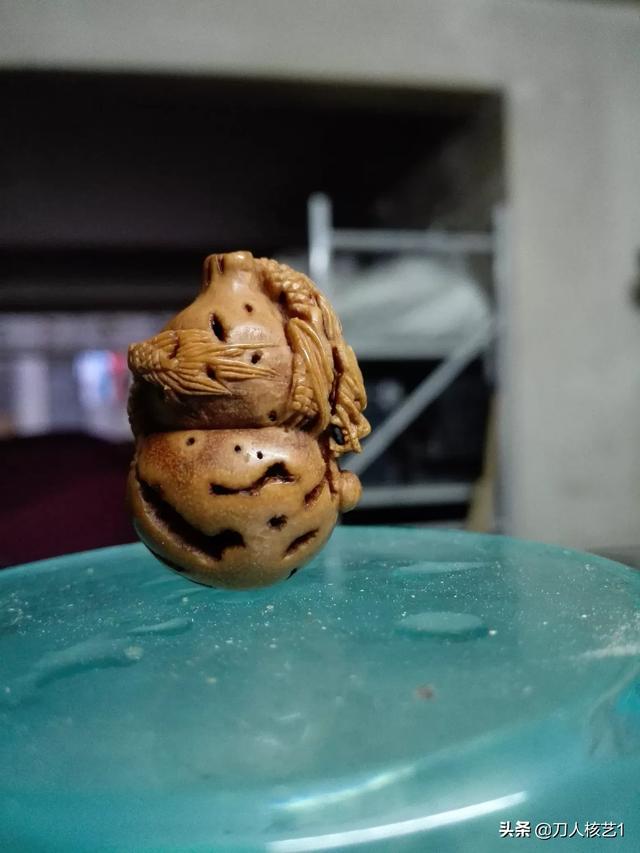 初学者怎么学雕刻,想自学手工雕刻，有什么好的建议？