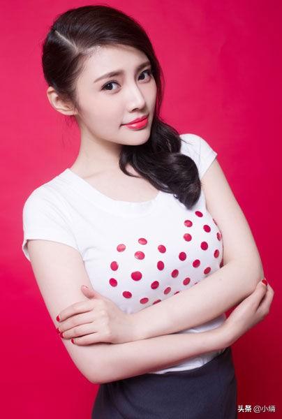 徐冬冬公布恋情:徐静蕾和徐冬冬，你最喜欢哪一个？为什么？