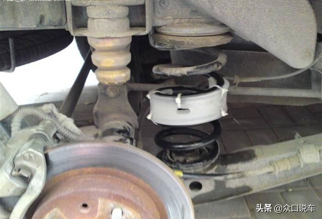 头条问答 给汽车加装减震器缓冲胶有什么用 可以提高行驶时的稳定性和舒适性吗 众口说车的回答 0赞