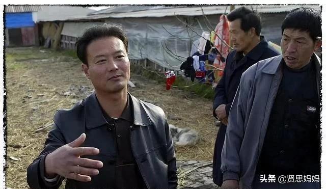 杨坤女友现身:许国利当年为什么抛妻弃子也要和来女士在一起，是因为真爱吗