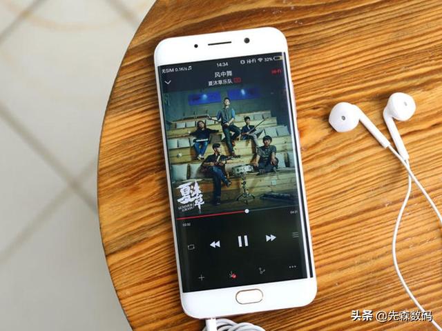 请问vivo这几款手机哪个性价比高？音质好？