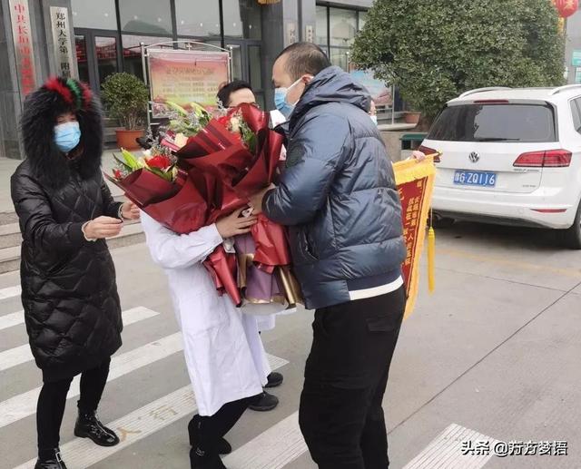 关于新型冠状病毒事件写作有哪些好句子可以运用进去？