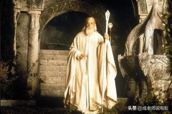 魔戒五巫:《指环王》的甘道夫不死吗？你怎么看？