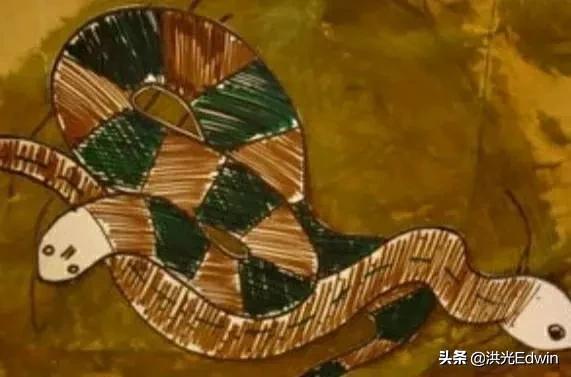 近期关于蛇的新闻:蛇是冷血动物，冬天的雪地里有蛇出没正常吗？如何解释？