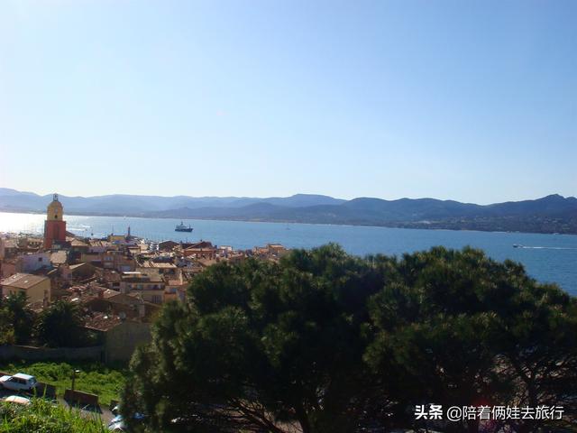 对岸共和国:国外旅居你推荐哪里? 理由是什么？
